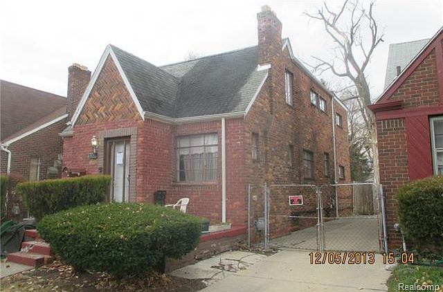 2nd image of 16571 Lesure St