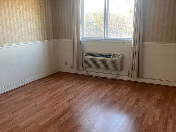5th image of 120 Huntington Tpke Unit 508