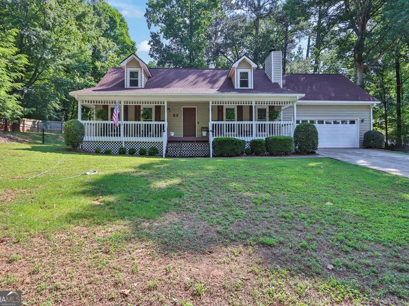 90 Omega Dr, Lawrenceville, GA 30044