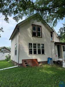 410 Clark St, Washta, IA, 51061