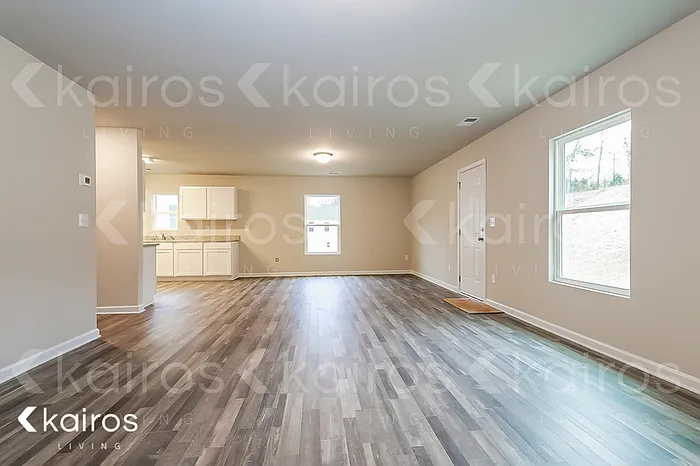 216 Indian River Dr — Photo 3