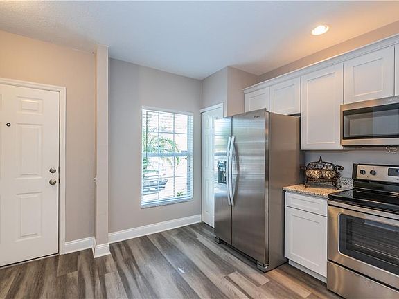 4th image of 5430 Carrollwood Key Dr