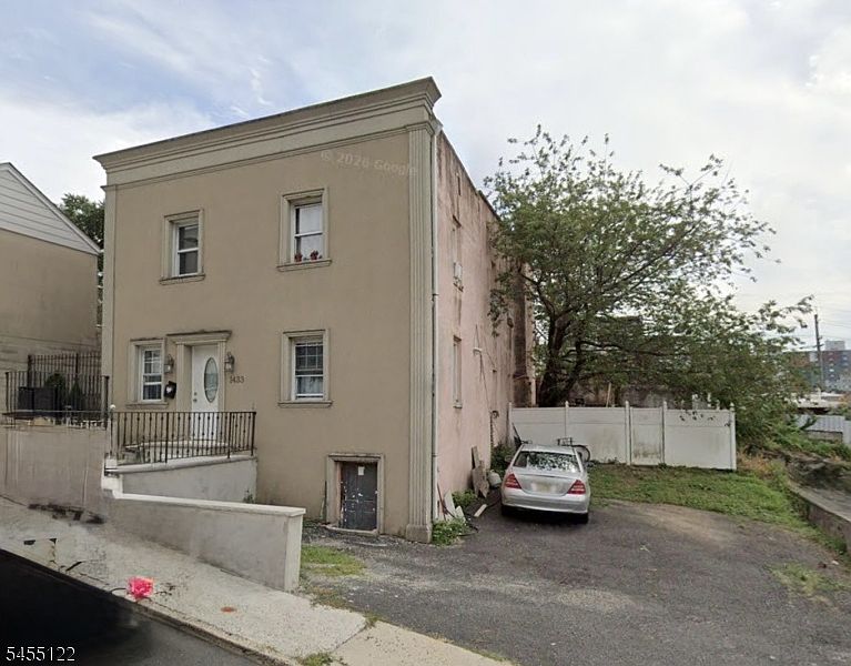 1st image of 1433 68Th St