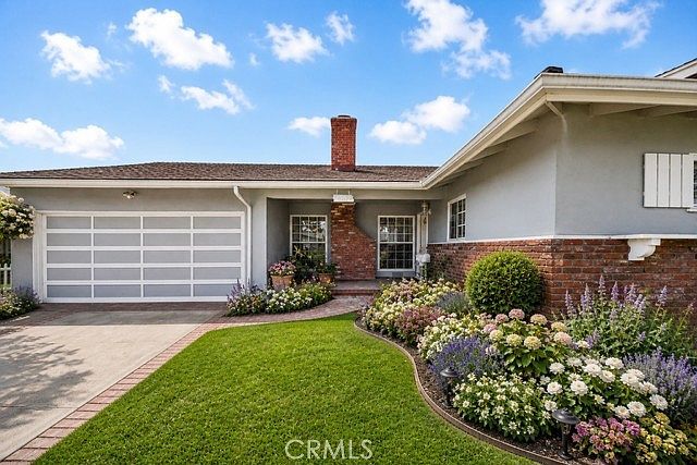 1st image of 7562 Alhambra Dr