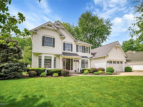 2nd image of 2130 Clifton Way