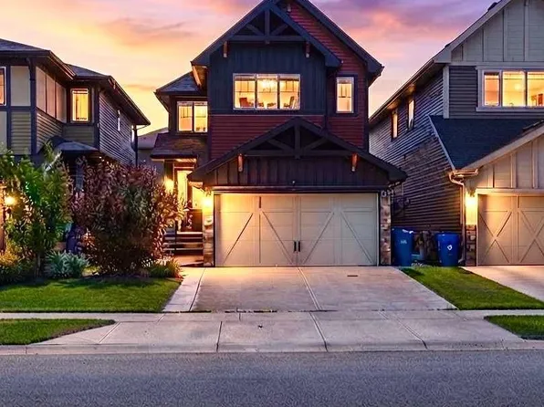 45 N Saddlestone Dr NE, Calgary, AB T3J 0W6