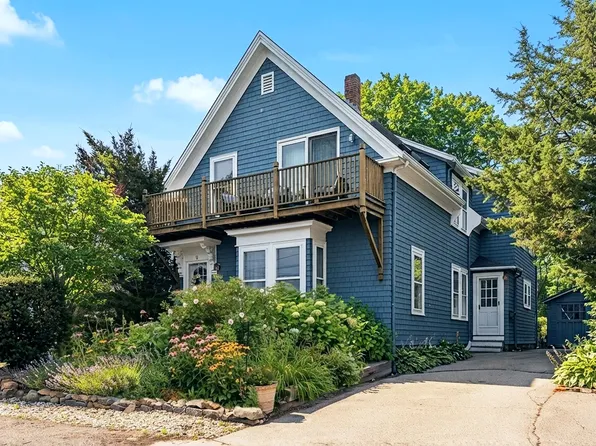 11 S Kilby St, Gloucester, MA 01930