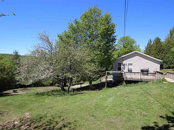 4th image of 2535 Marion Center Rd