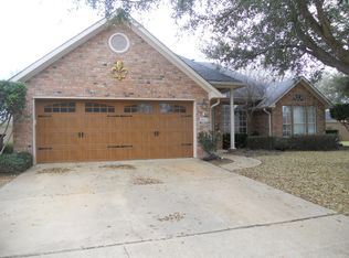 1202 Regent St, Bossier City, LA 71111