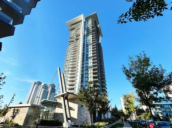 450 Westview St #1707, Coquitlam, BC V3K 0G3