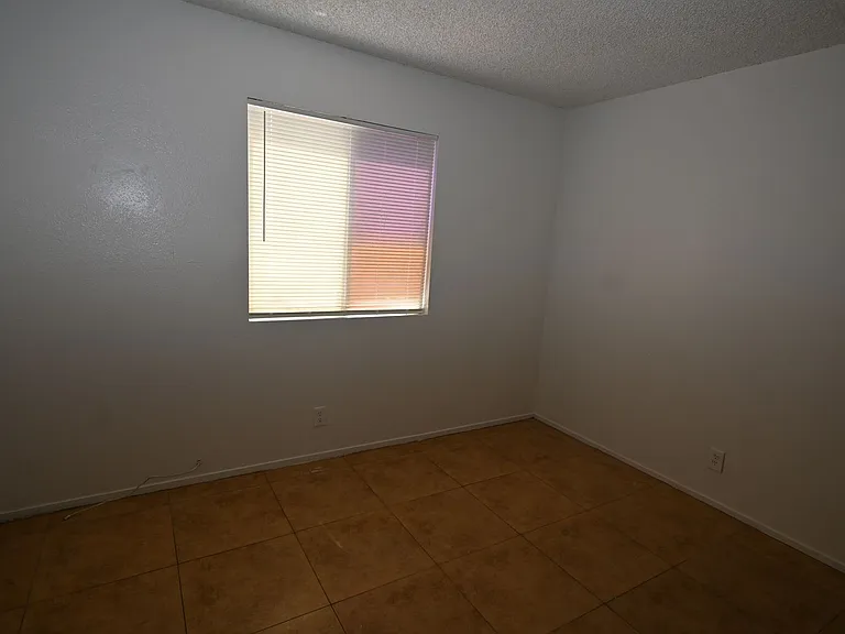 302 Eastminister Ct #A — Photo 9