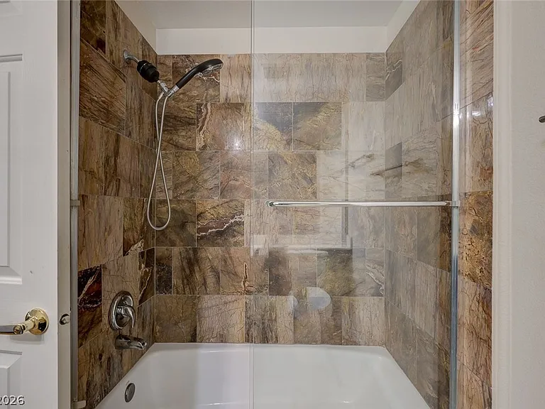 10611 Amber Ridge Dr #103 — Photo 31