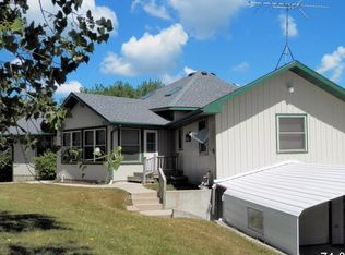 67 Oak Ridge Rd, Crofton, NE 68730