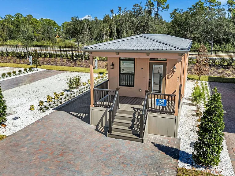 6165 Talon Bay Dr #77 — Photo 2