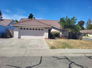 221 Sunhaven Dr, Fairfield, CA 94533