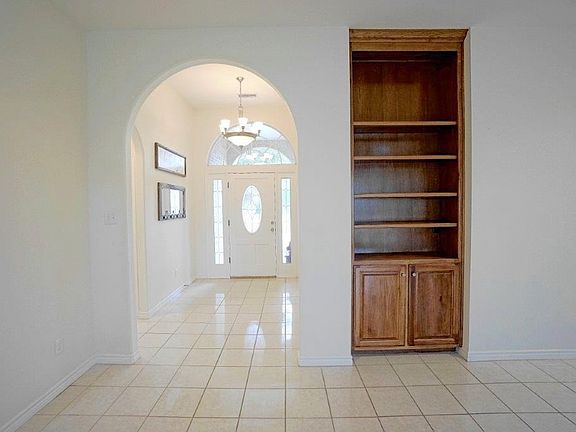 5th image of 5711 Llano Ct