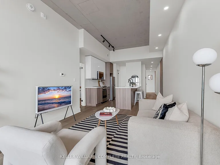 24 Augusta St #709 — Photo 4