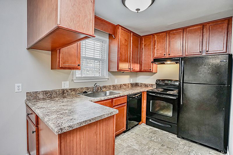 10 Saint Mark Rd, Taylors, SC 29687 Zillow