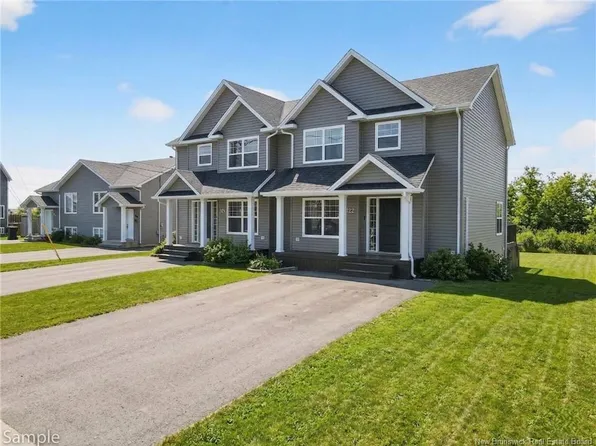 122 Birchfield St, Moncton, NB E1G 5P8