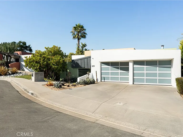 3230 Tyrol Dr — Photo 21