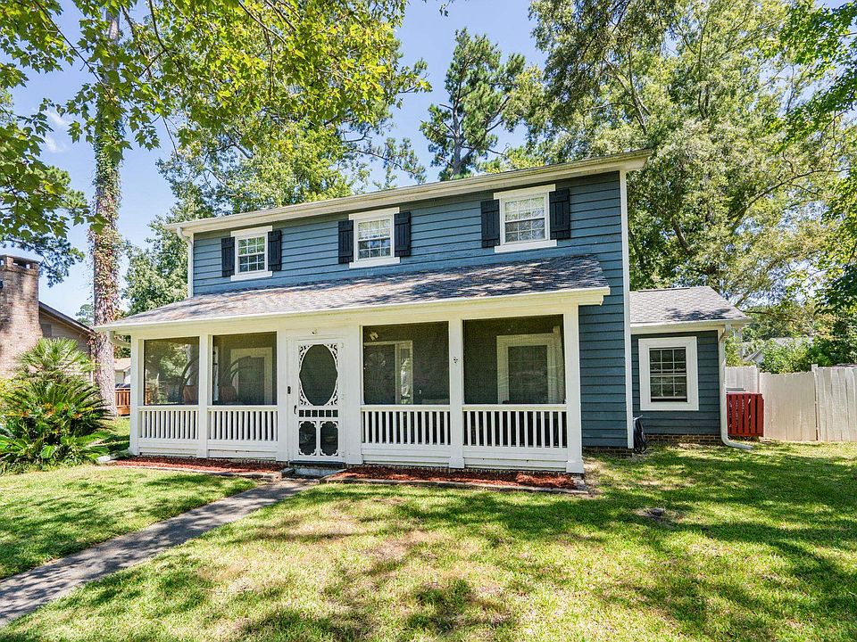 1st image of 159 Brookgate Dr.