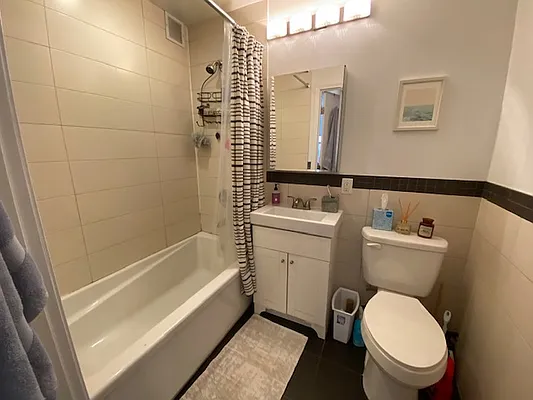 Rented by Mdays Realty | media 43