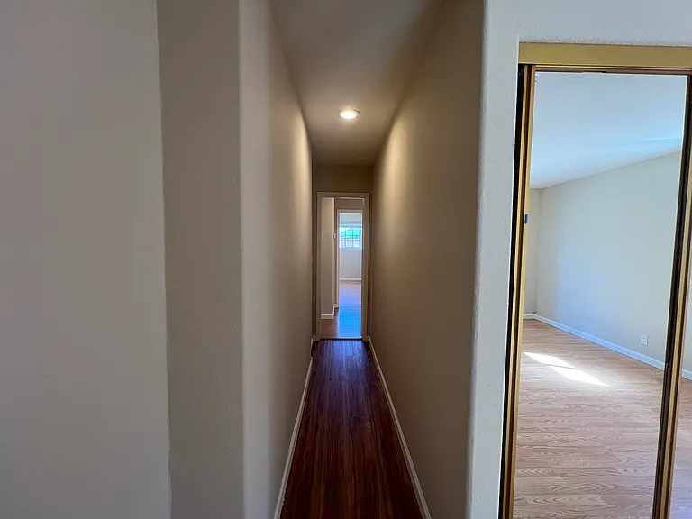 273 Staples Ave — Photo 20