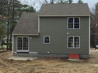 28 Conant Rd, Nashua, NH 03062