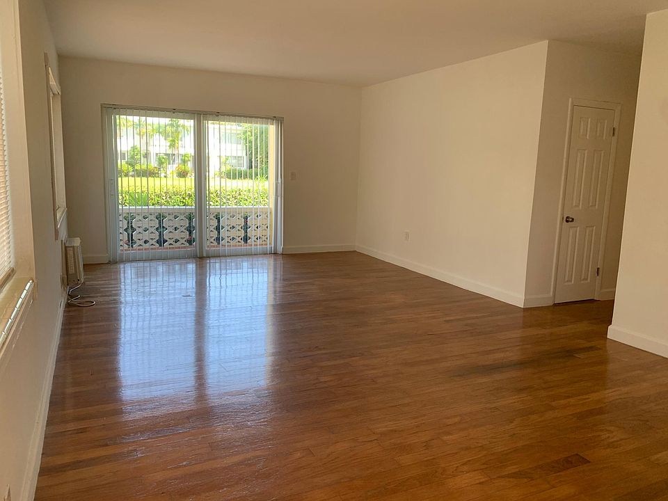 1st image of 9281 W Bay Harbor Dr