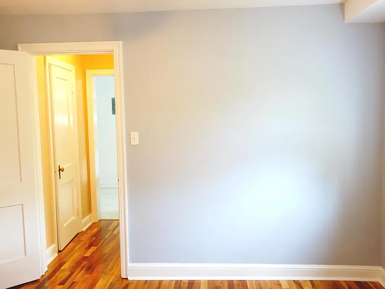 8210 Greenwood Ave — Photo 39