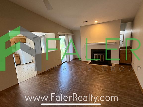 2nd image of 5075 Belle Isle Dr