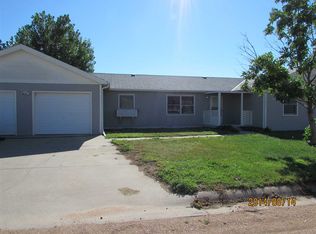 415 W 30th St, Ogallala, NE 69153