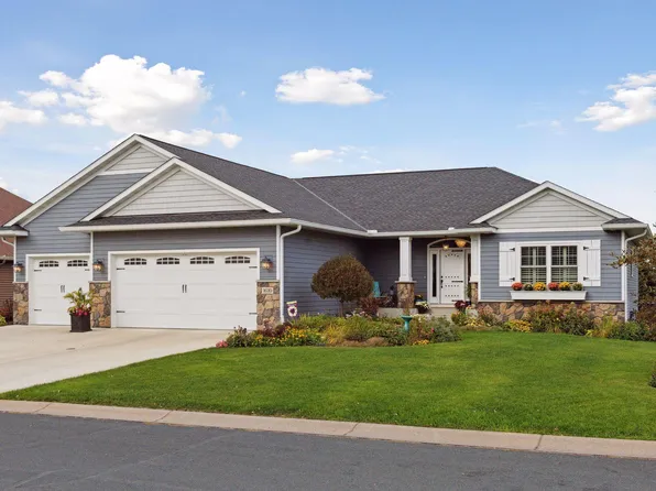 1610 Manchester Pl, Waconia, MN 55387