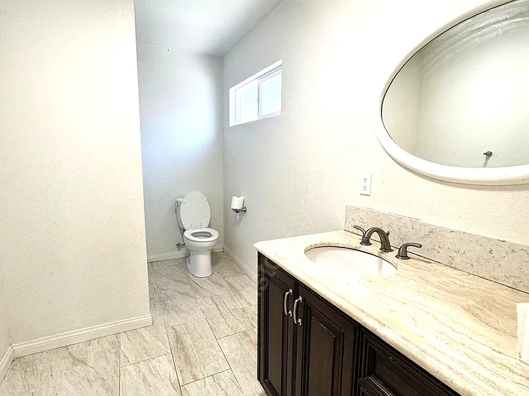 704 W Foothill Blvd — Photo 11