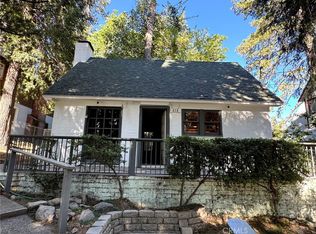 418 Forest Ln, Crestline, CA 92325