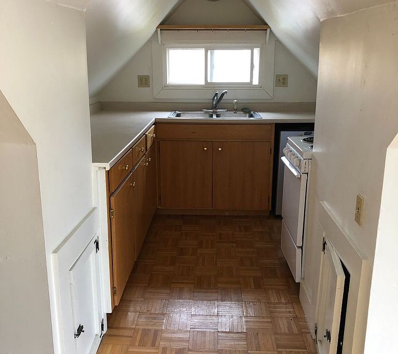 45 King Street Apartment Rentals Wolfeboro, NH Zillow