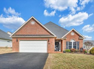 1605 Edgebrook Rd, Salem, VA 24153