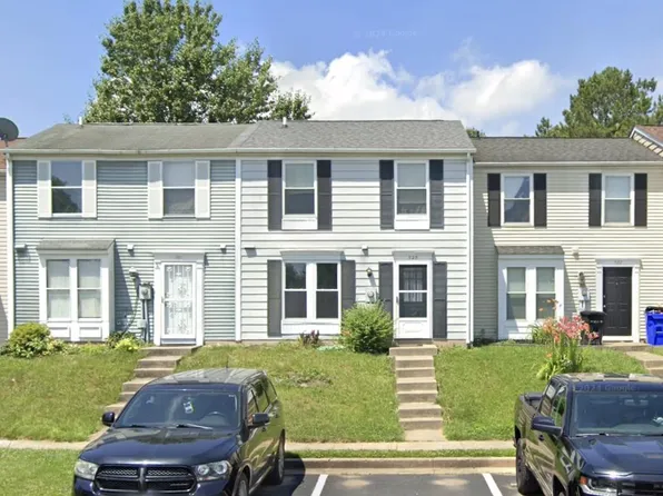 525 Beebe Ct, Frederick, MD 21703