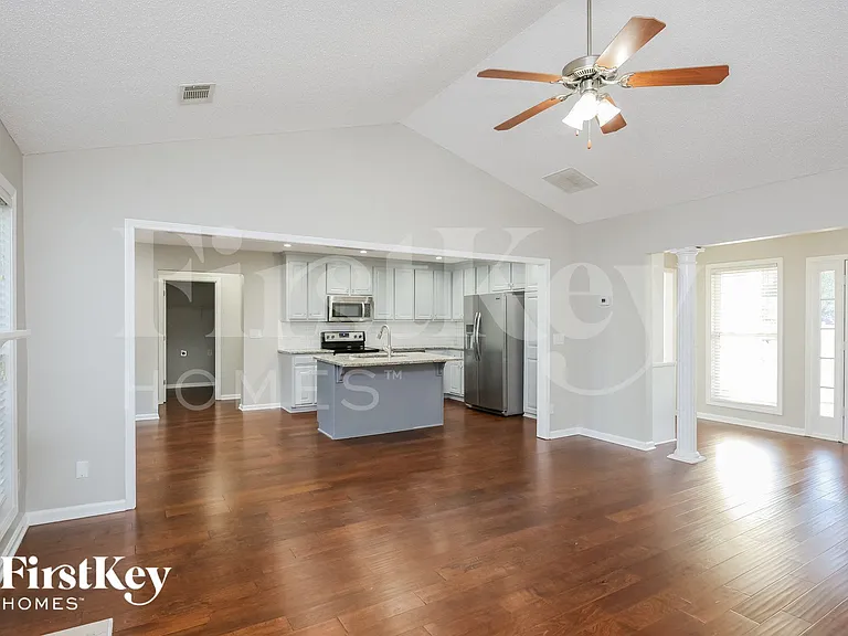 1581 Brush Creek Dr — Photo 5