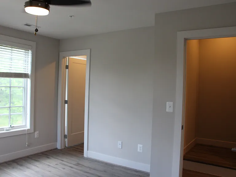 906 N Buchanan St #906 — Photo 15
