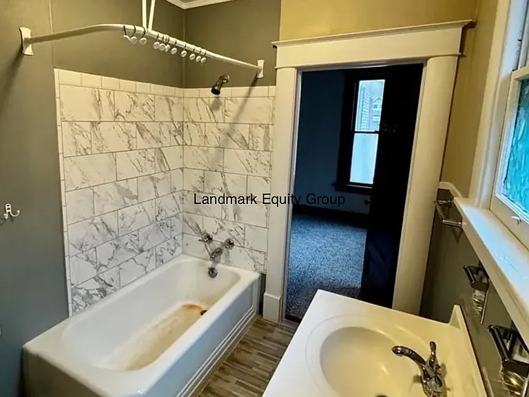 2619 Sacramento St — Photo 4