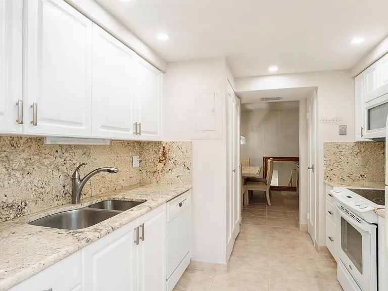 3200 S Ocean Blvd #B104 — Photo 11