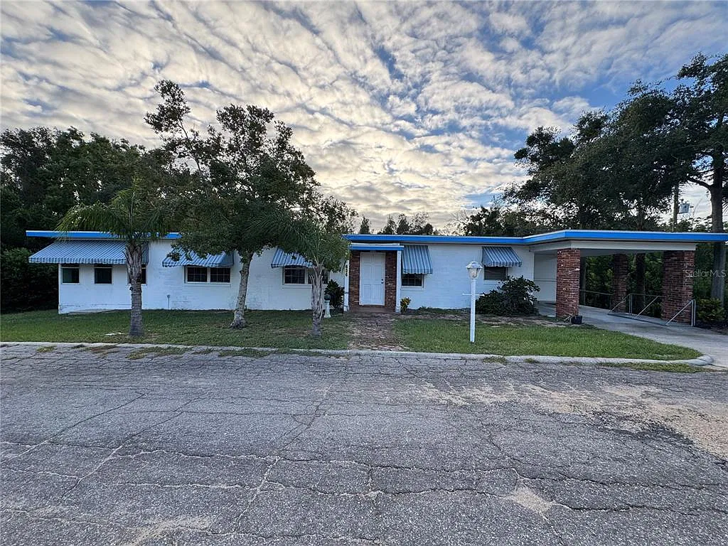3 bed, 2.0 bath, 1348 sqft, $1,695 — Photo 4
