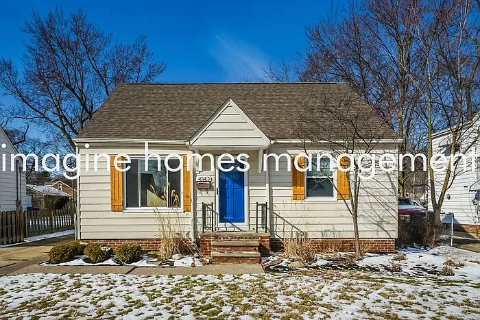 4142 W 210th St — Photo 1