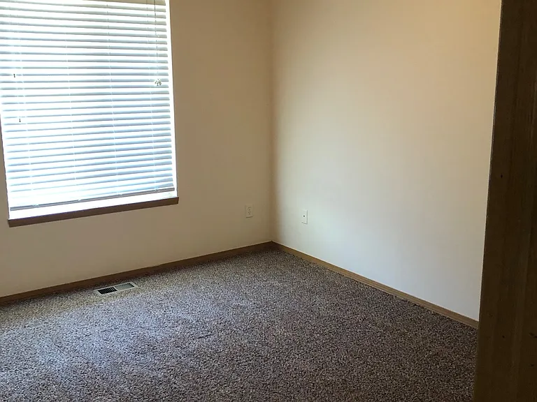 6716 W Shade Ct — Photo 4