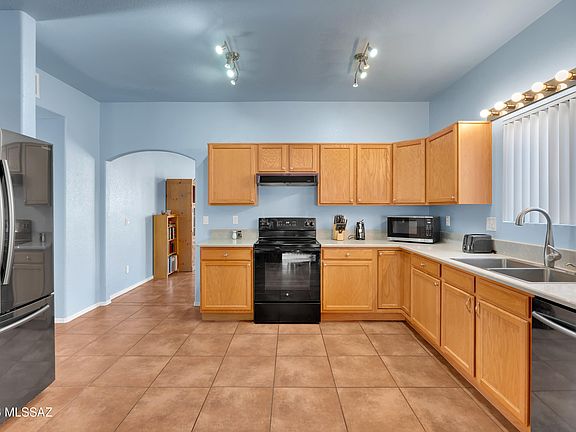 5th image of 3537 W Camino De Urania