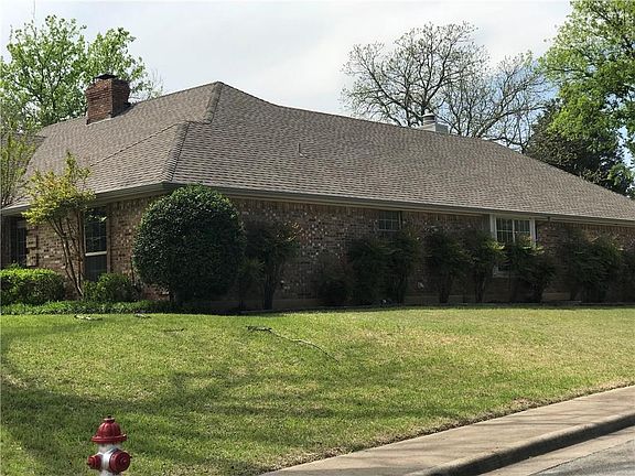 5th image of 1820 Beaver Creek Ct