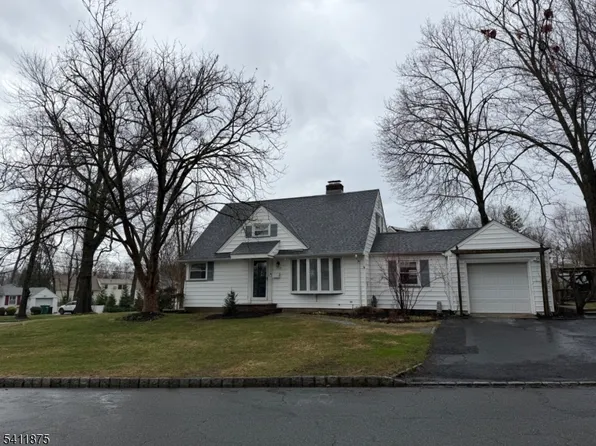 1314 Wood Valley Rd, Mountainside Boro, NJ 07092