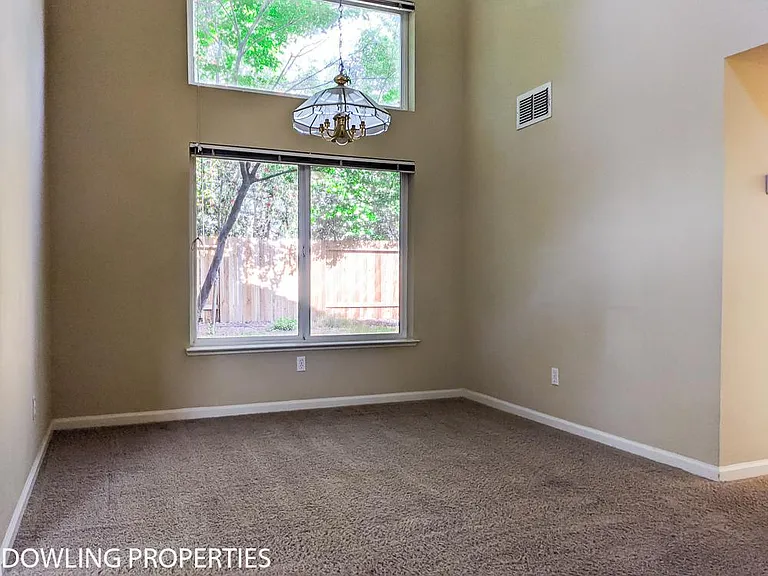 1306 Estaban Ct — Photo 14