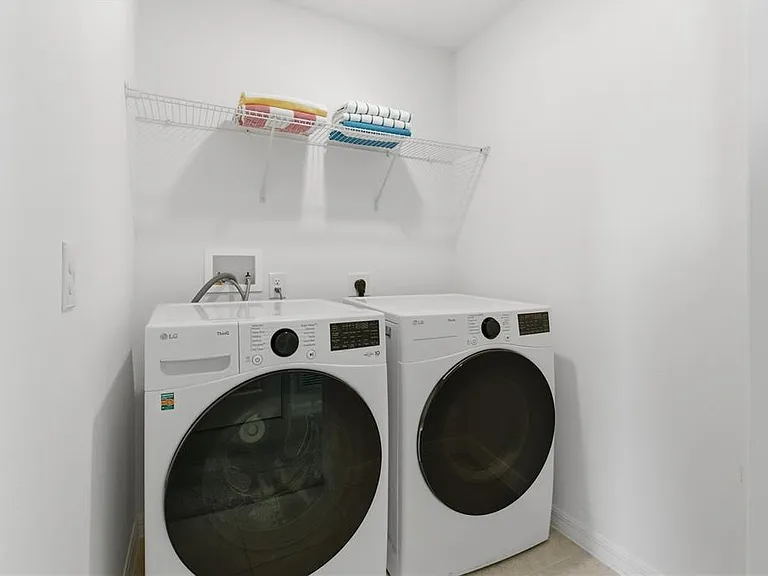 710 Longboat Dr — Photo 30
